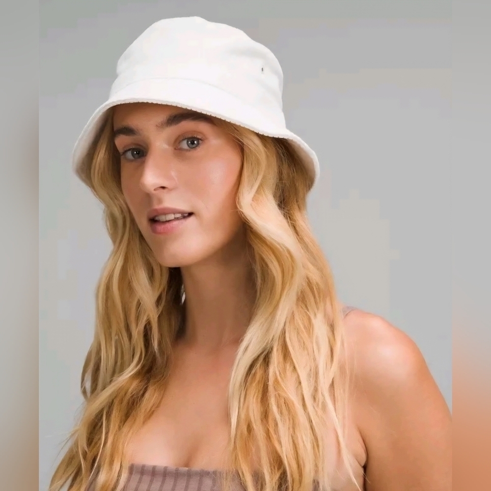 NWT Lululemon Corduroy Bucket HatWide Wale Bone Unisex M/L